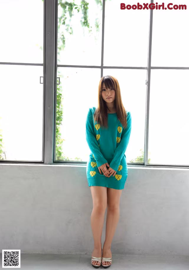 Yui Hinata - Pee Pussy Ass